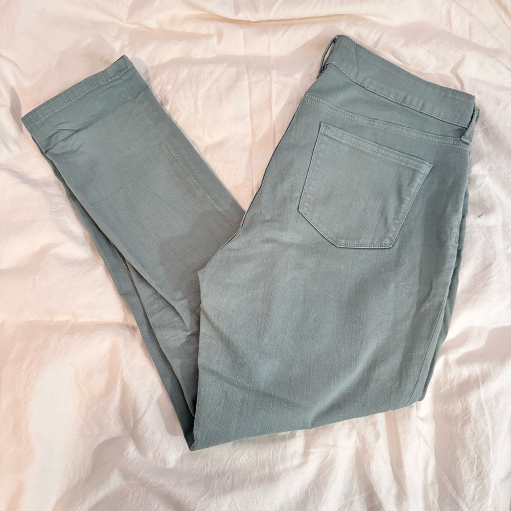 Mint jeans